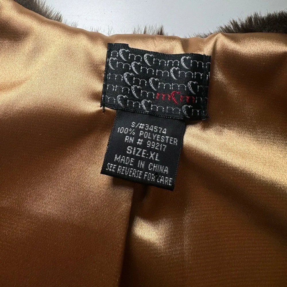 Vintage 2000’s Brown Faux Fur Cropped Vest
